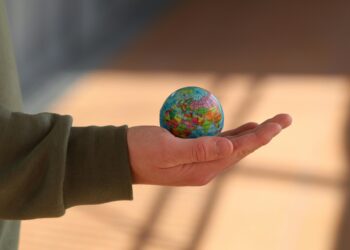 10 Unbelievable Facts That Will Change How You See the World