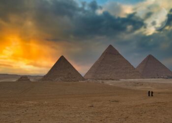 10 Strange Facts About Weird History You Won’t Believe