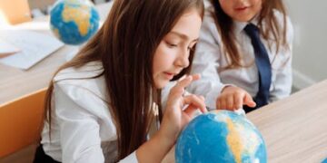 Unlock Your Potential with These 5 Curiosity Learning Quotes